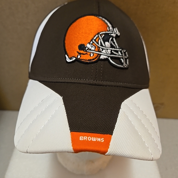 CLEVELAND BROWNS CAP AFC-NORTH - NFL SIDELINE ONE SIZE - Picture 2 of 6